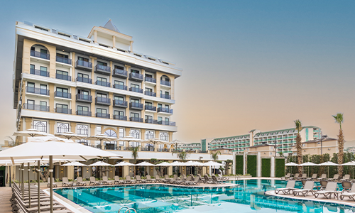 Serenity Queen Hotel